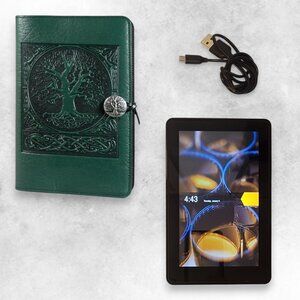 Kindle Fire with Green Leather Oberon Case and Charger, 1st Generation